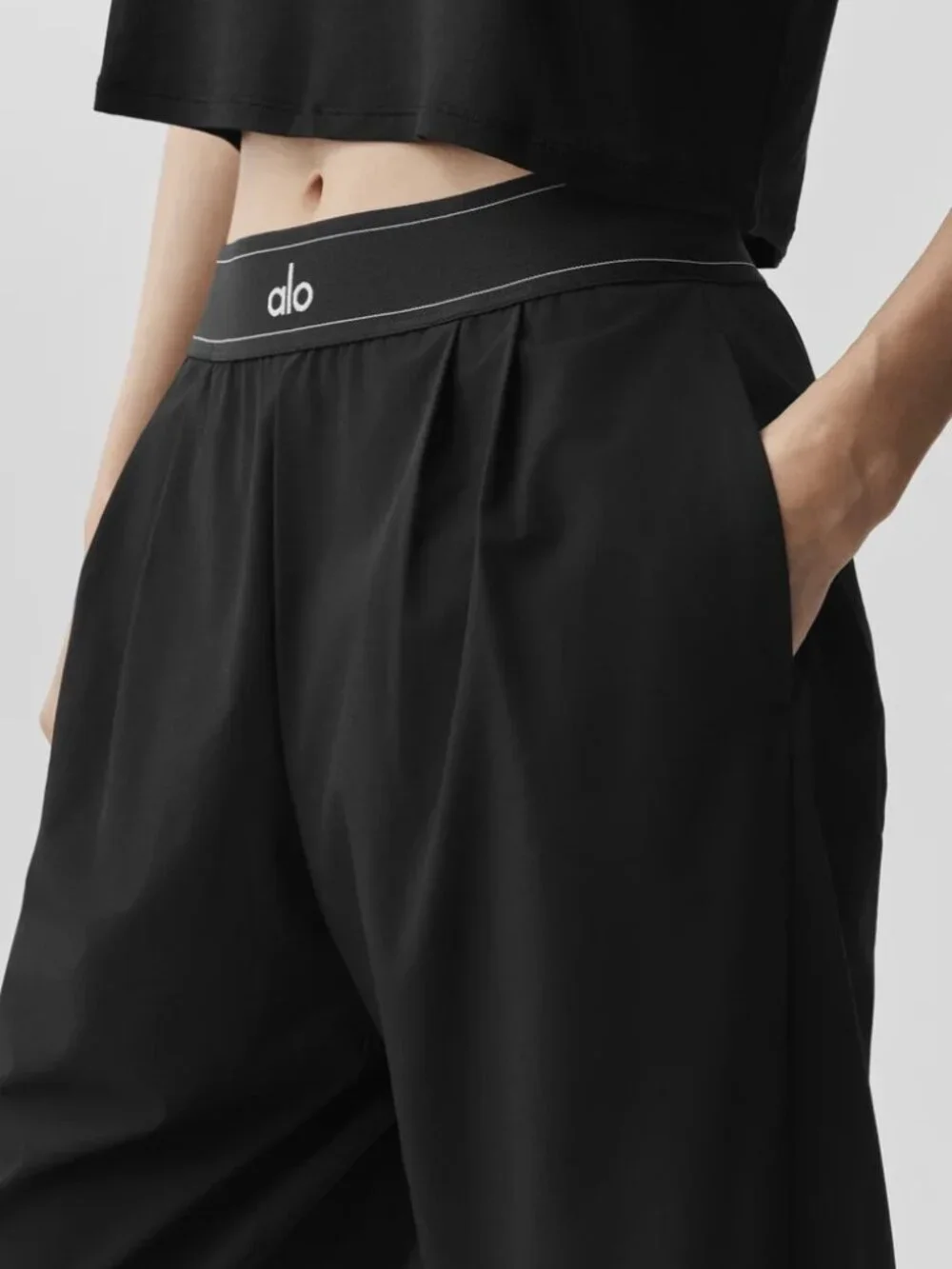 ALO Yoga brand new